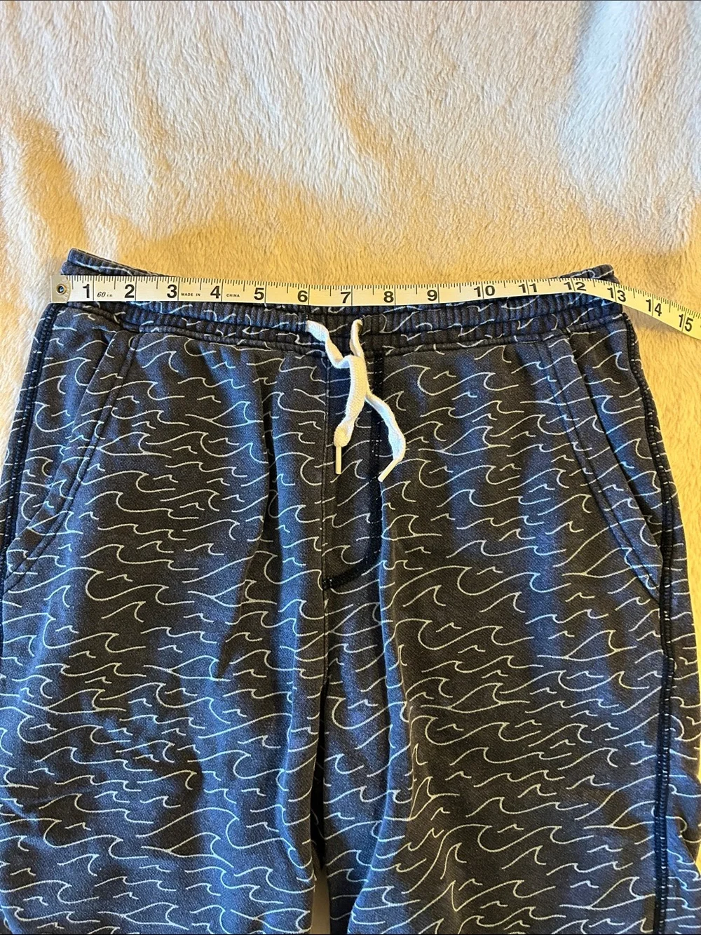 Old Navy Navy Wave-Print Knit Shorts with White Drawstring